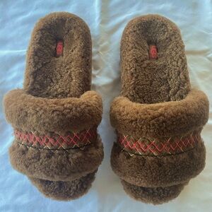 UGG Cozetta Braid Slippers.